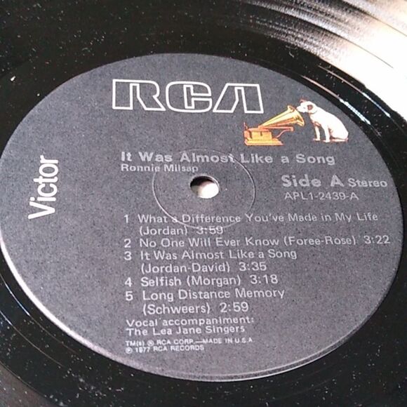Ronnie Milsap Vinyl Record Album It Was Almost Like A Song - Picture 6 of 8